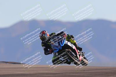 media/Nov-06-2023-Moto Forza (Mon) [[ce023d0744]]/3-Intermediate Group/Session 5 (Turn 9)/
